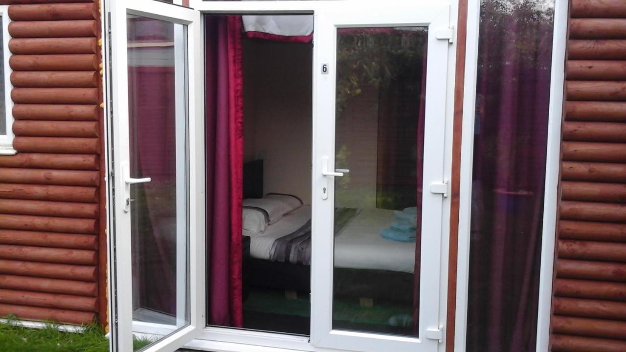 ويزبيتش Elm House Accommodation المظهر الخارجي الصورة